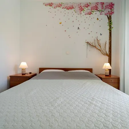 Villa Melirryto Summer House *