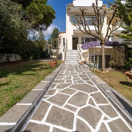 Melirryto Summer House *